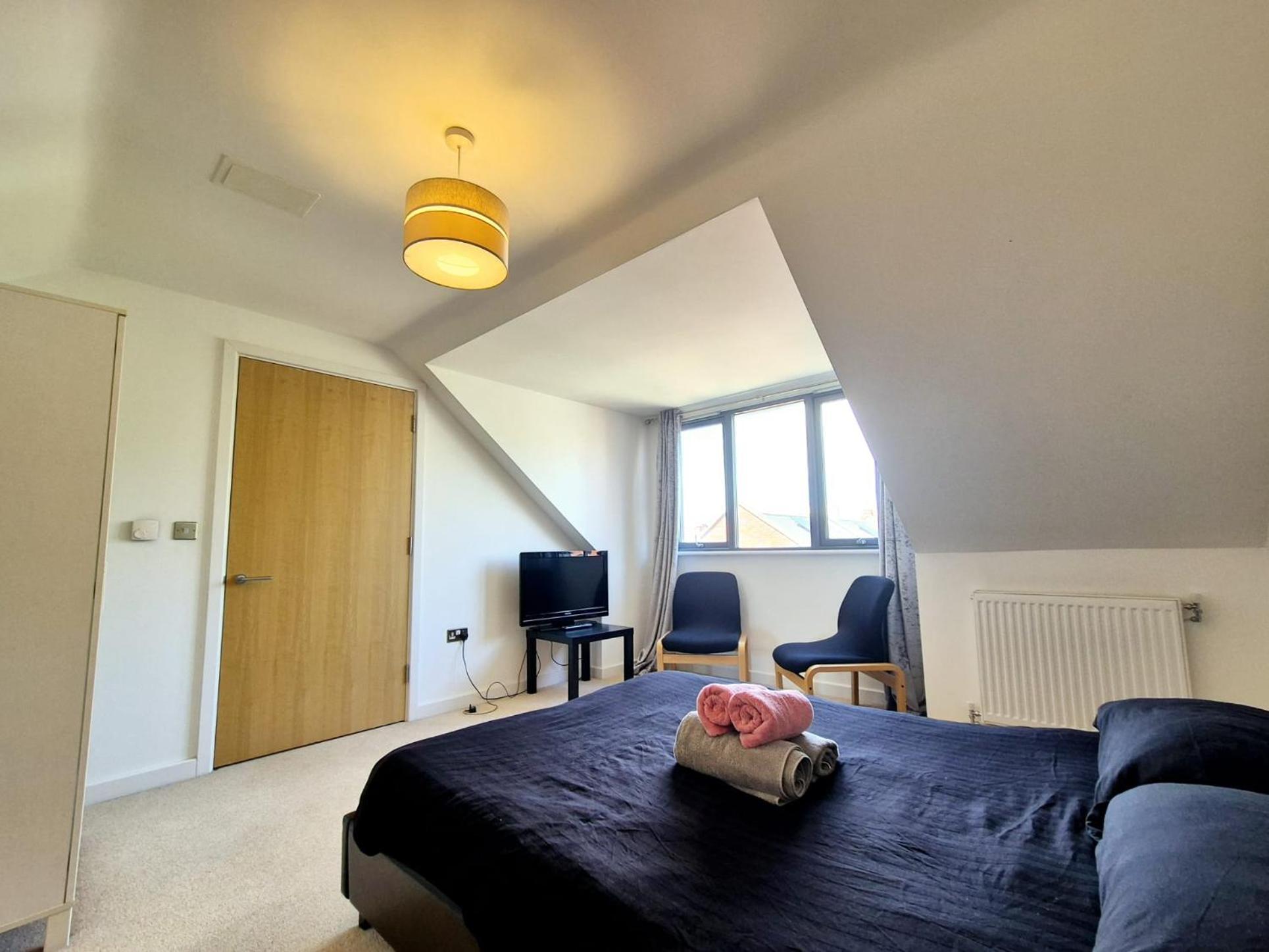 Explore London: 2 Bedroom House In Wood Green Exteriér fotografie