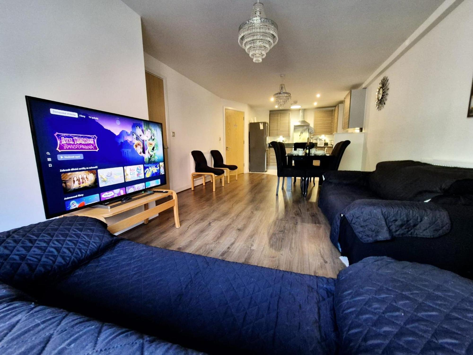 Explore London: 2 Bedroom House In Wood Green Exteriér fotografie
